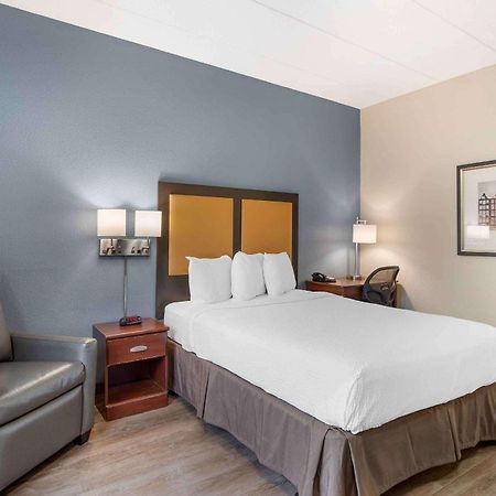 Extended Stay America Select Suites - Chicago - Лайел Екстер'єр фото