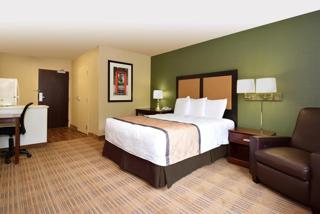 Extended Stay America Select Suites - Chicago - Лайел Екстер'єр фото